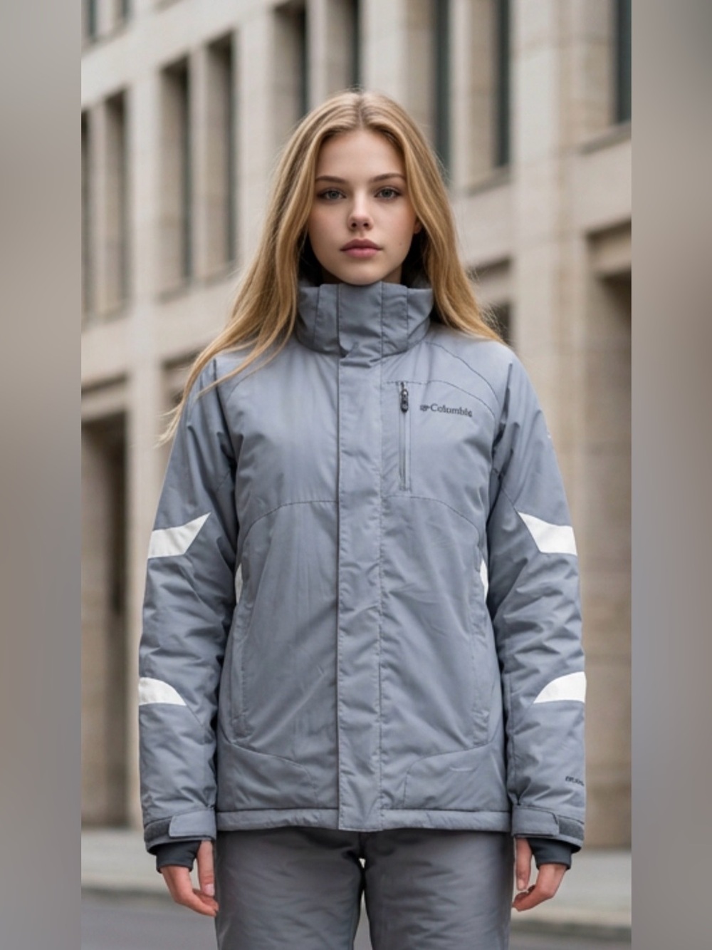 Columbia Light Gray Women's Ski Jacket with White Accents